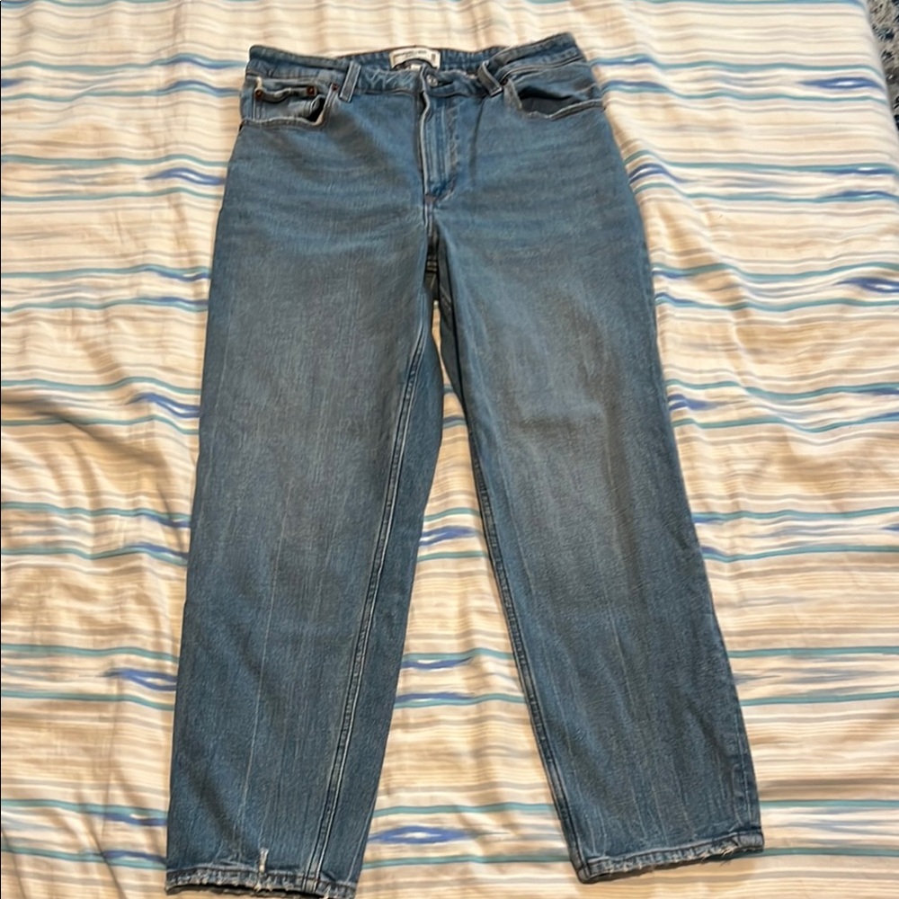 Abercrombie Mom Jeans